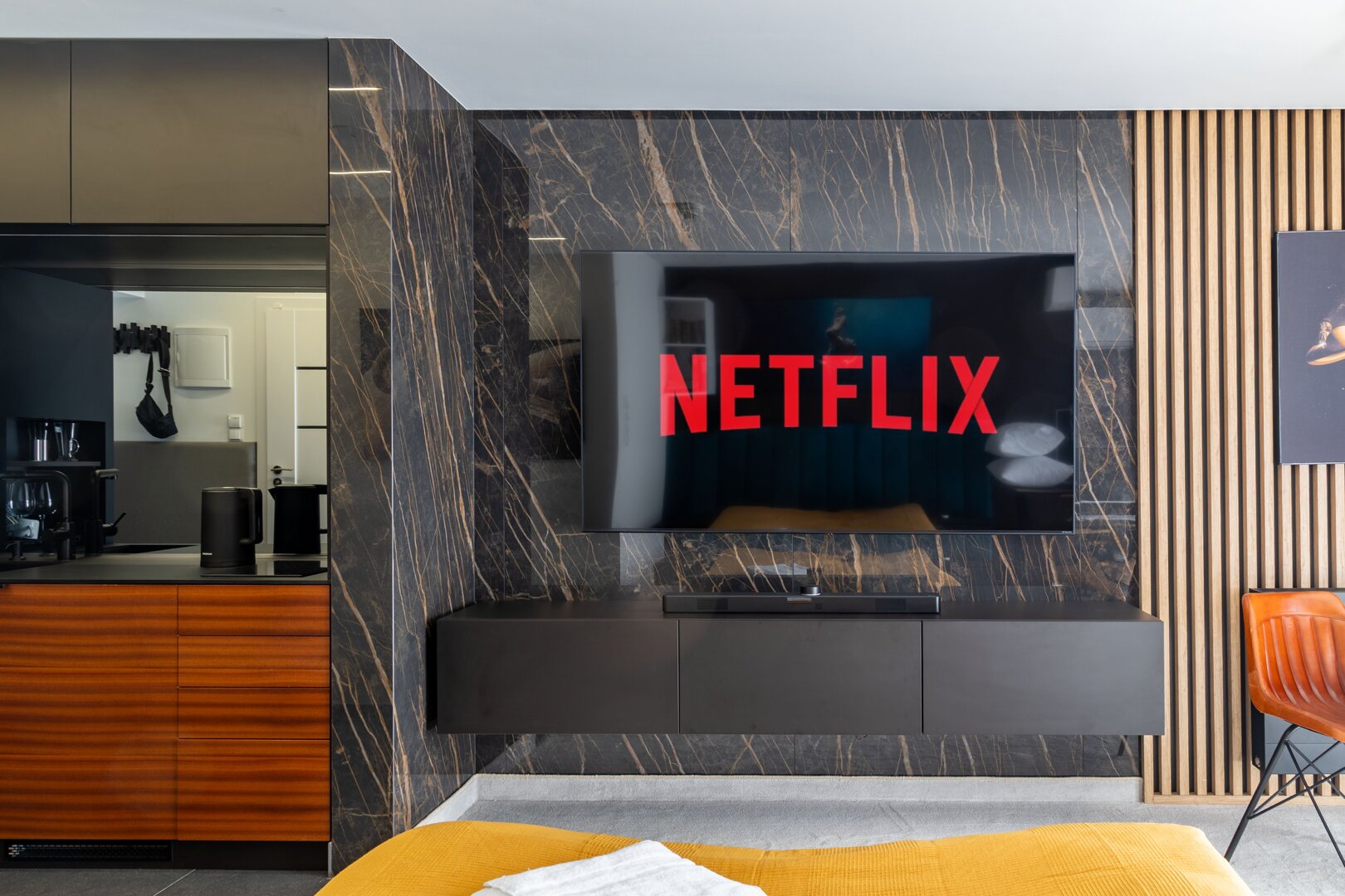 Hamba apartments COSMOS- self check-in, 24h , VAT